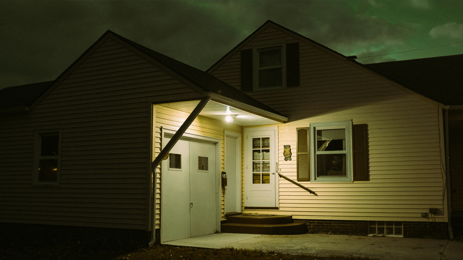 S6-EH3P(75-125)K10-NV-YD-H Hybrid Solar Inverter