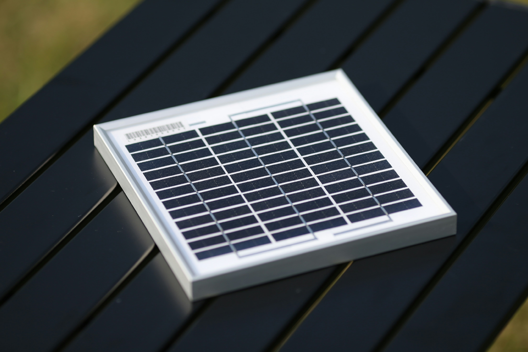 Spark Grid Energy solar installation field